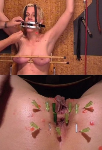 Slave Kirsten Torture - Breast Torture 10 cover